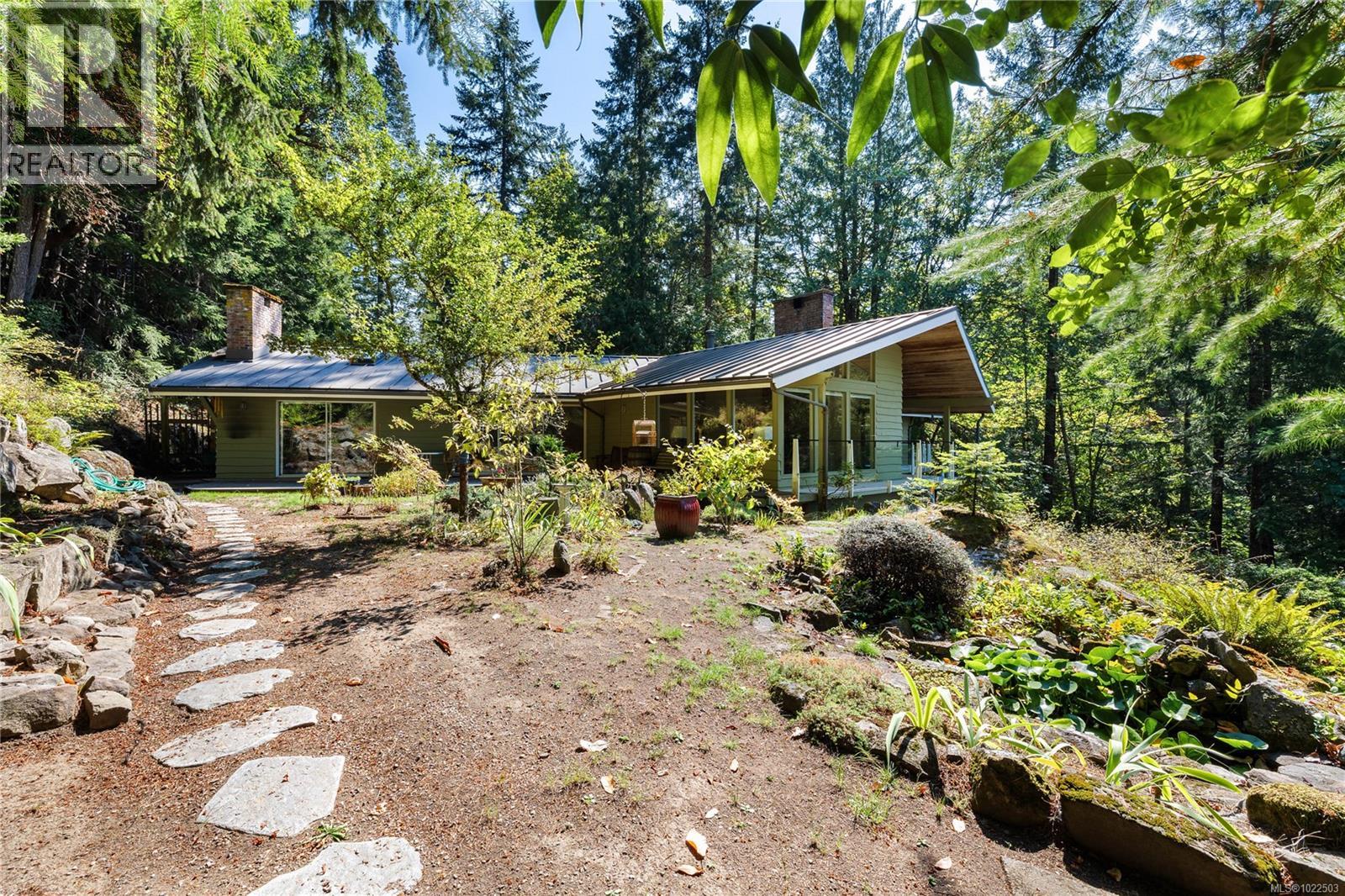 212 Sunset Dr, Salt Spring, British Columbia