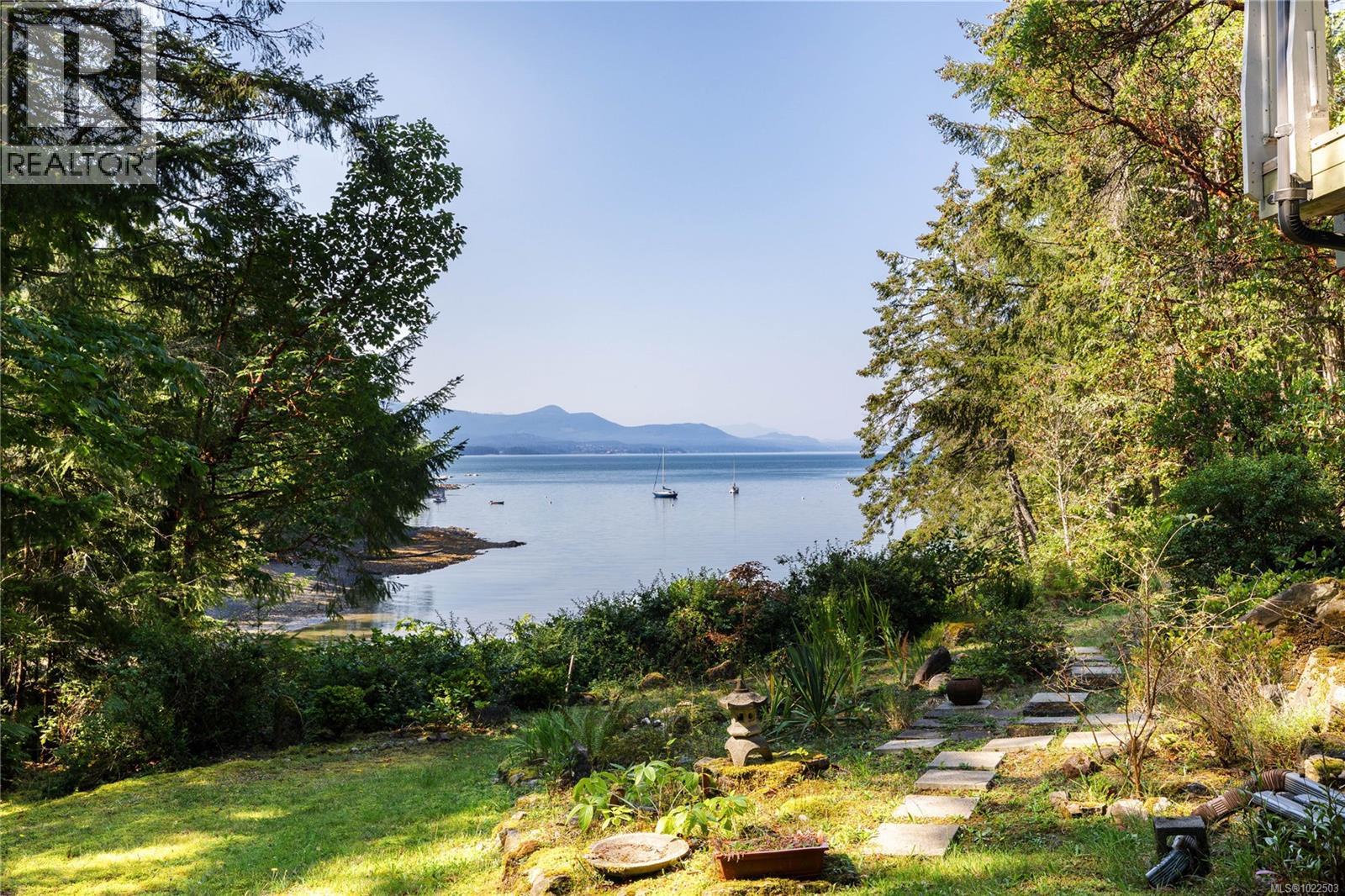 212 Sunset Dr, Salt Spring, British Columbia