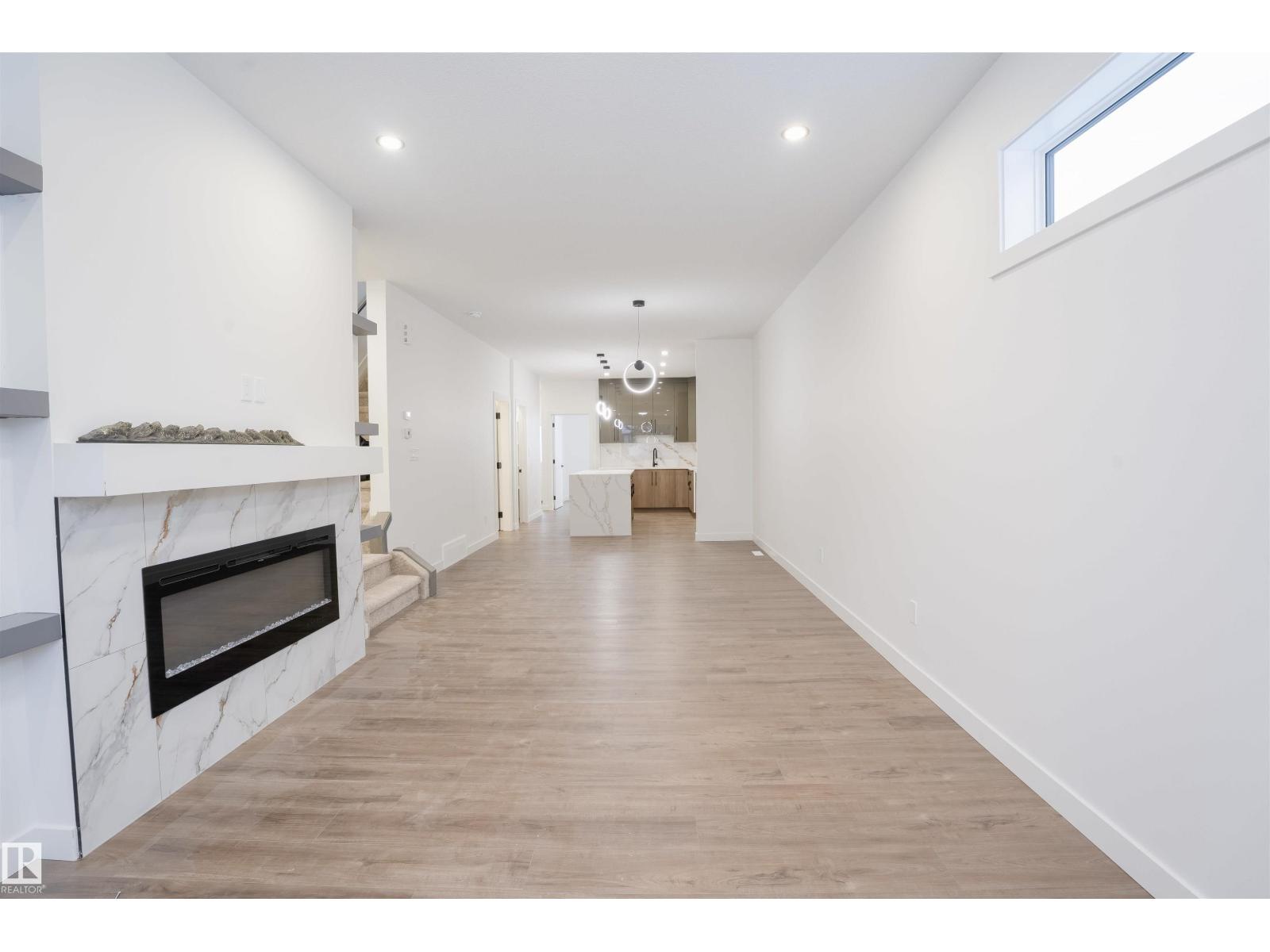 5211 104a St Nw Nw, Edmonton, Alberta