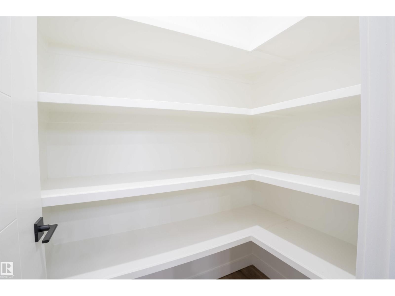 5211 104a St Nw Nw, Edmonton, Alberta