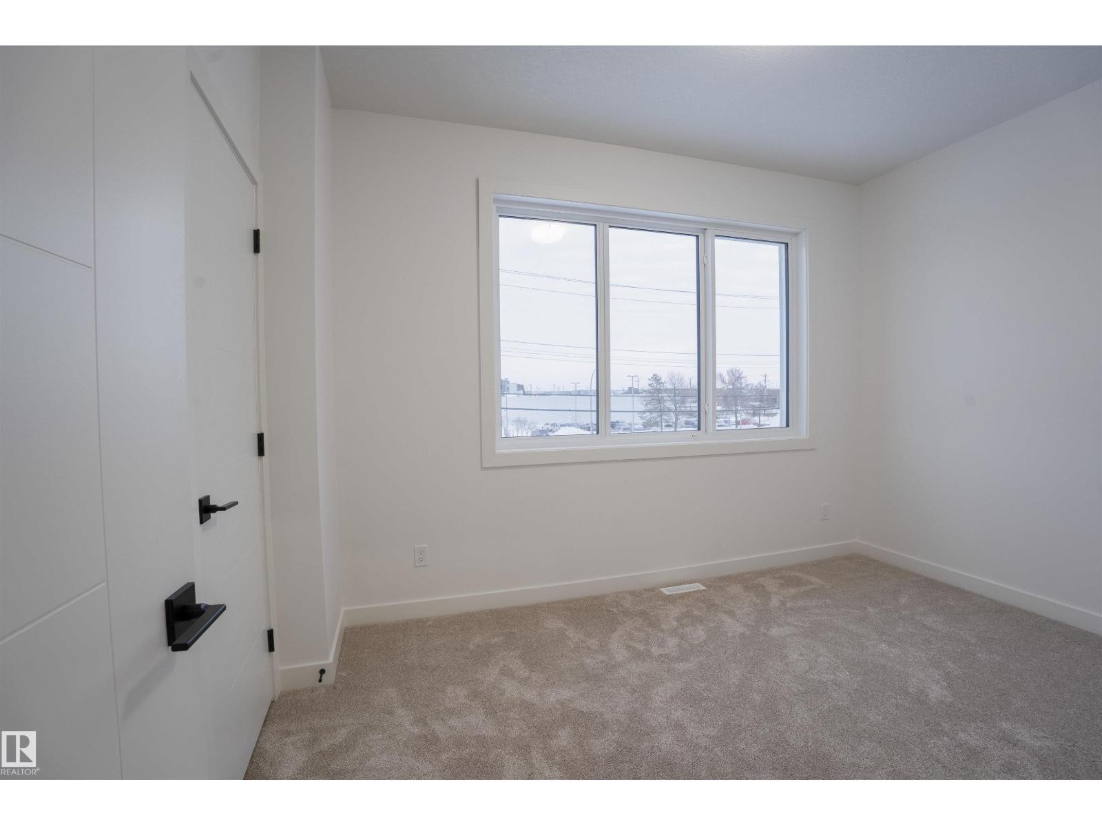 5211 104a St Nw Nw, Edmonton, Alberta