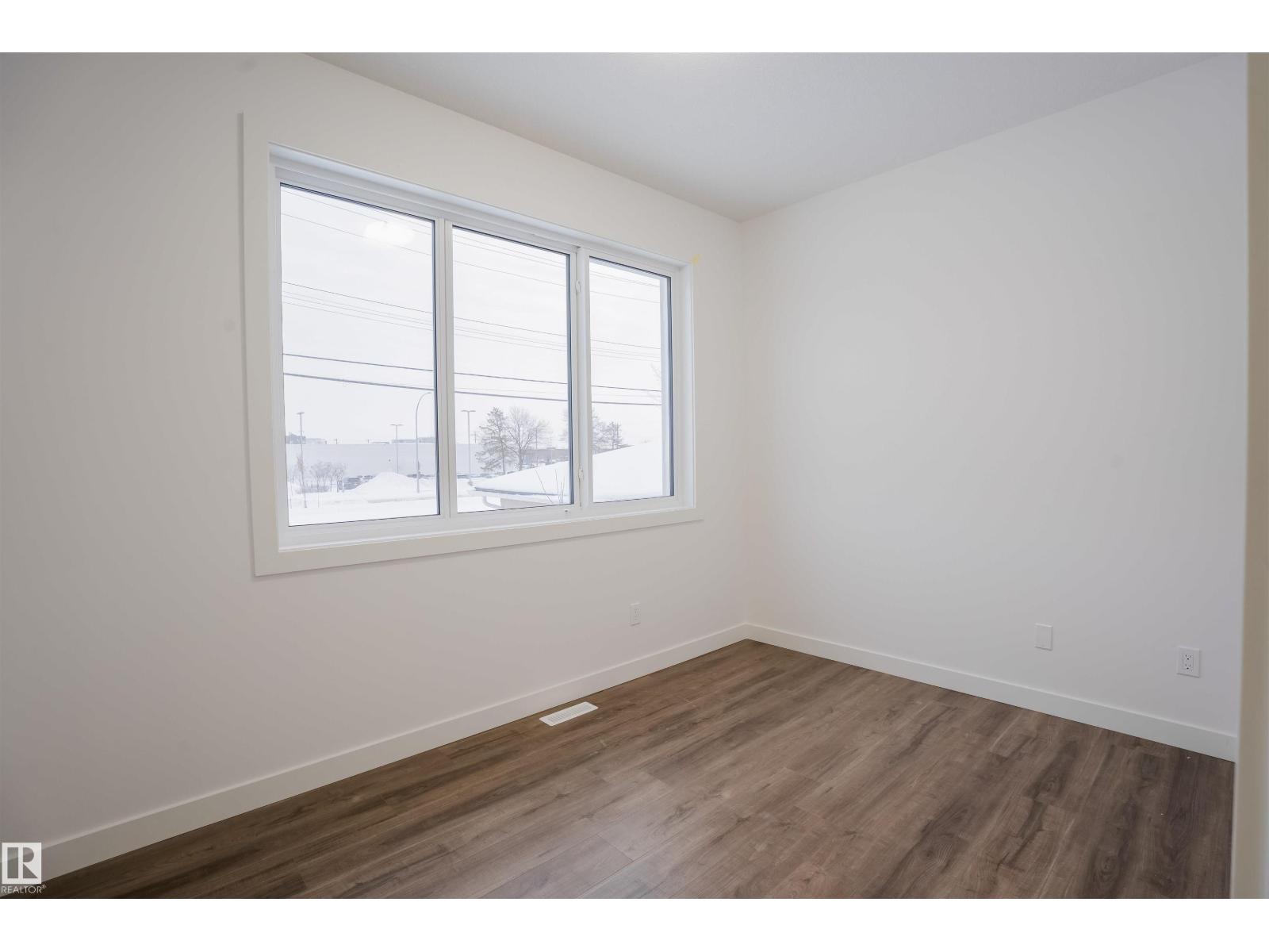 5211 104a St Nw Nw, Edmonton, Alberta