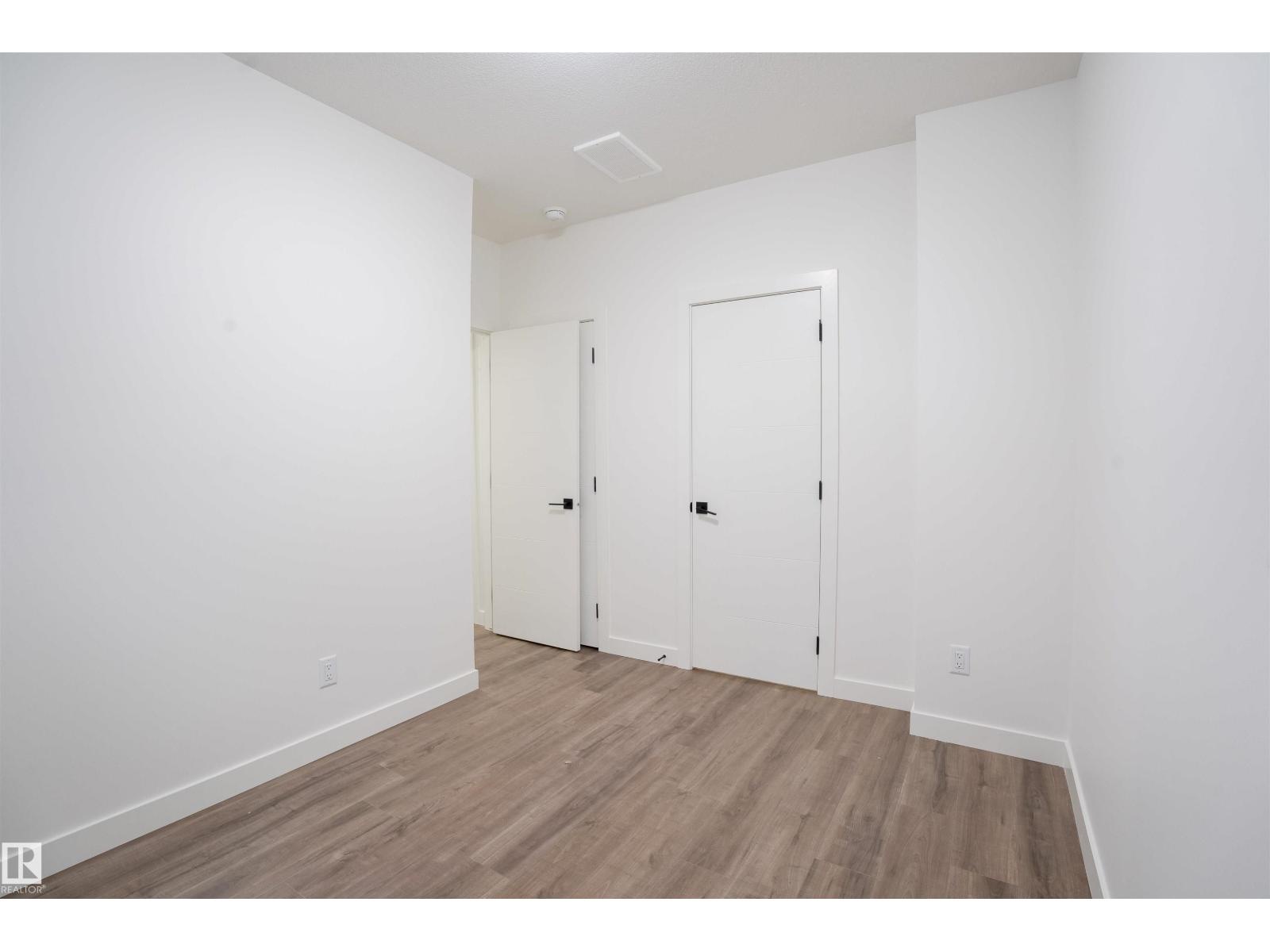 5211 104a St Nw Nw, Edmonton, Alberta