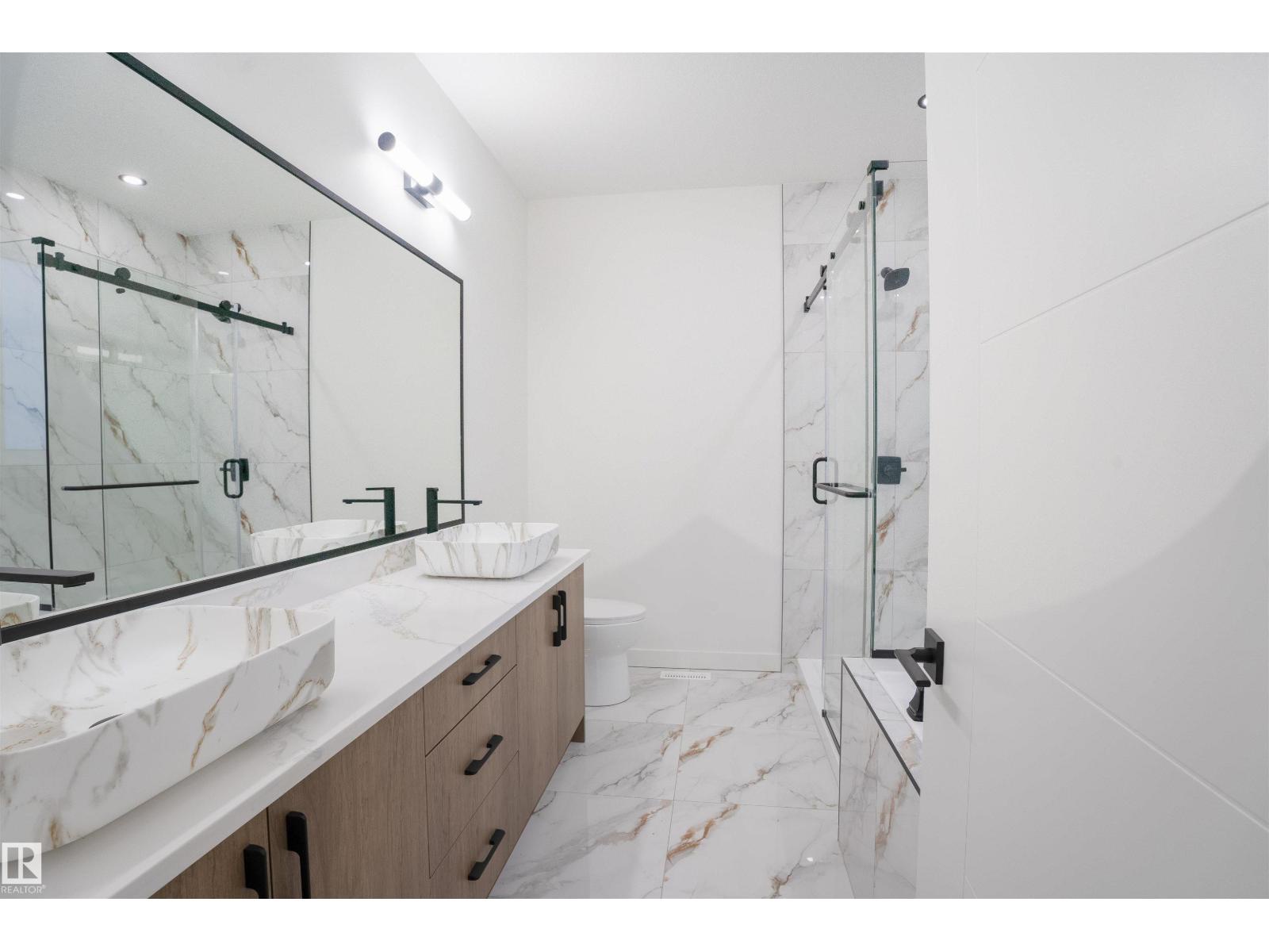 5211 104a St Nw Nw, Edmonton, Alberta