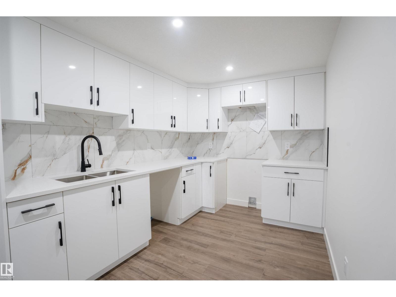 5211 104a St Nw Nw, Edmonton, Alberta