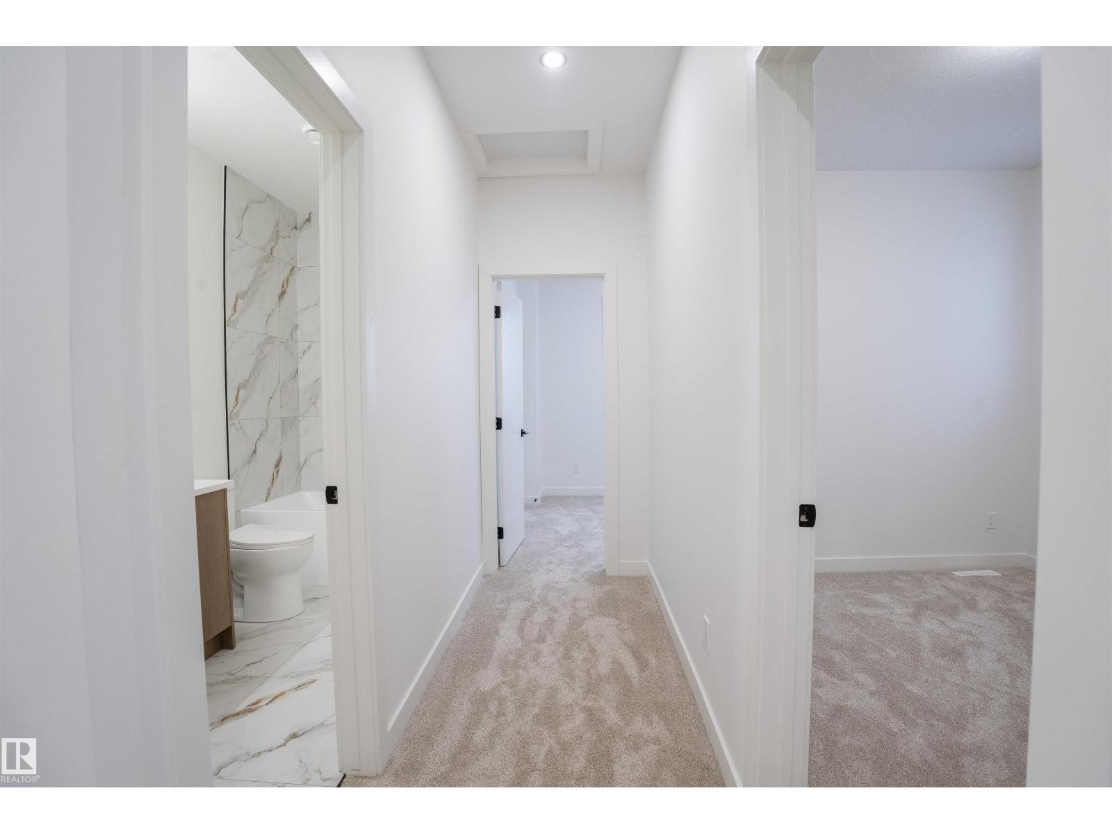 5211 104a St Nw Nw, Edmonton, Alberta