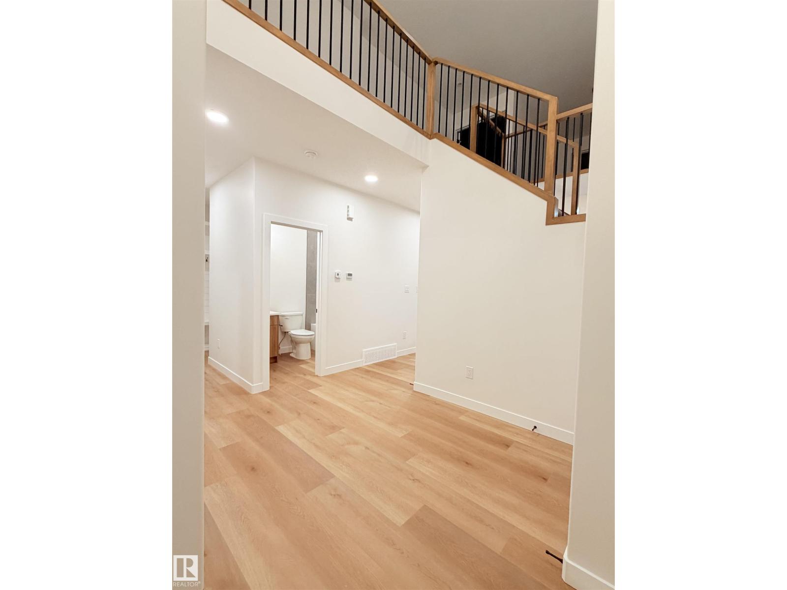 3174 Magpie Way Nw Nw, Edmonton, Alberta