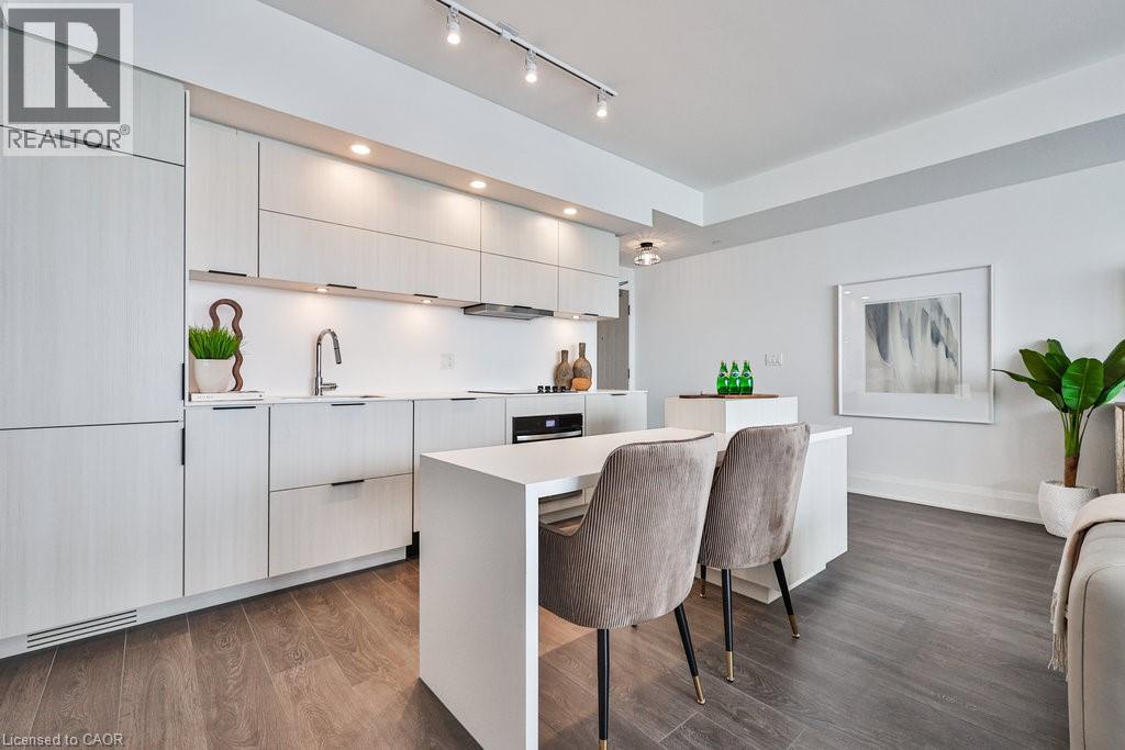 370 Martha Street Unit# 2204, Burlington, Ontario