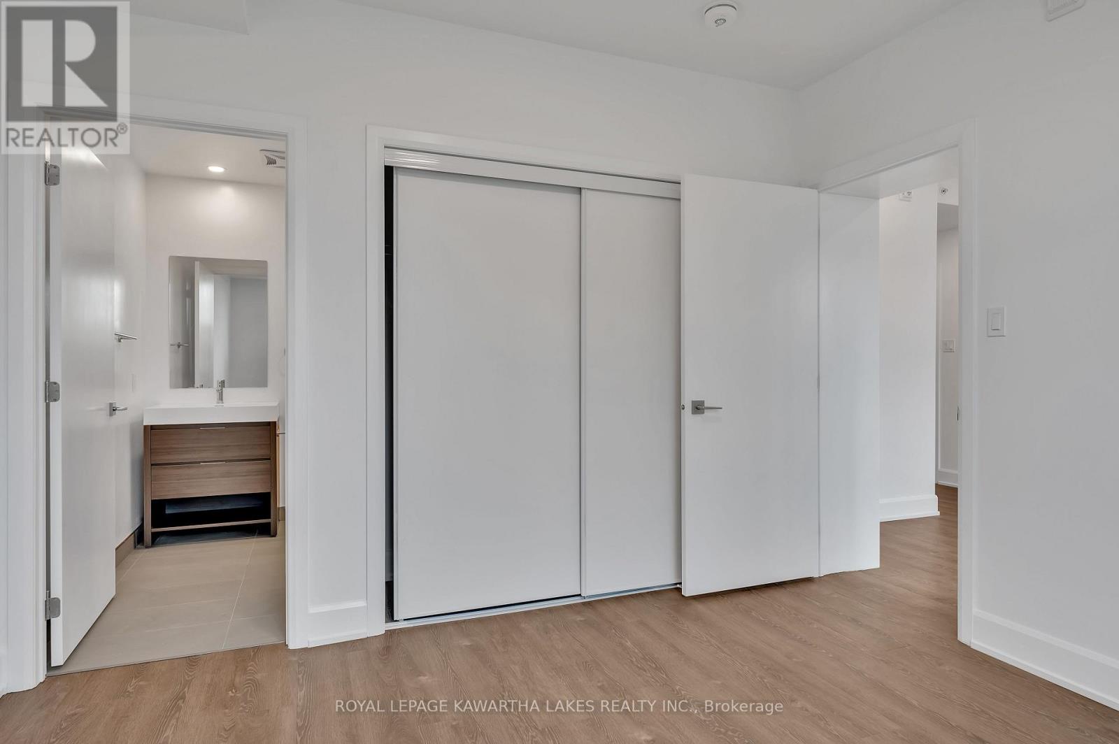 404 - 195 Hunter Street E, Peterborough (ashburnham Ward 4), Ontario