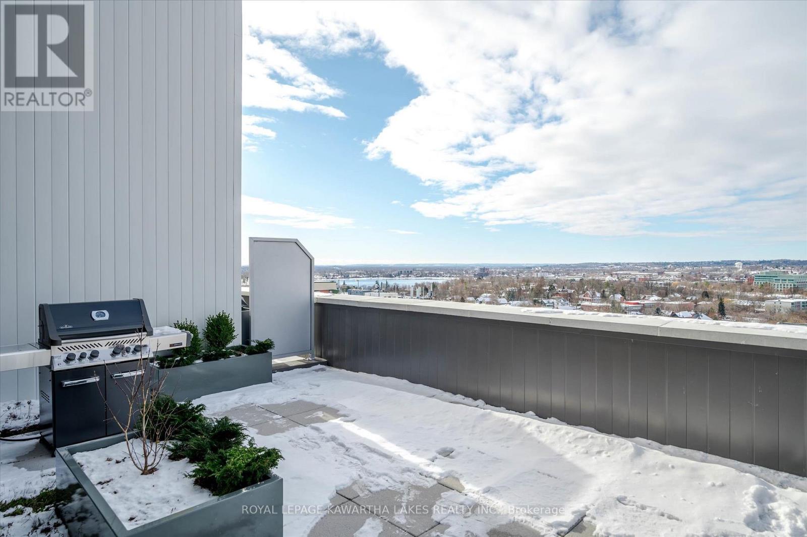 404 - 195 Hunter Street E, Peterborough (ashburnham Ward 4), Ontario