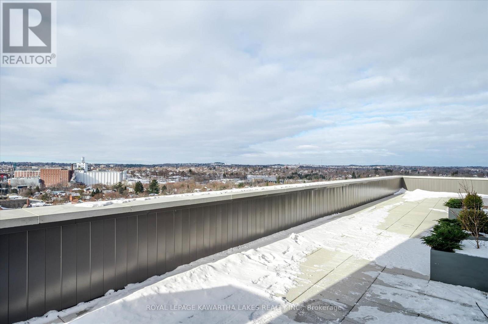 404 - 195 Hunter Street E, Peterborough (ashburnham Ward 4), Ontario