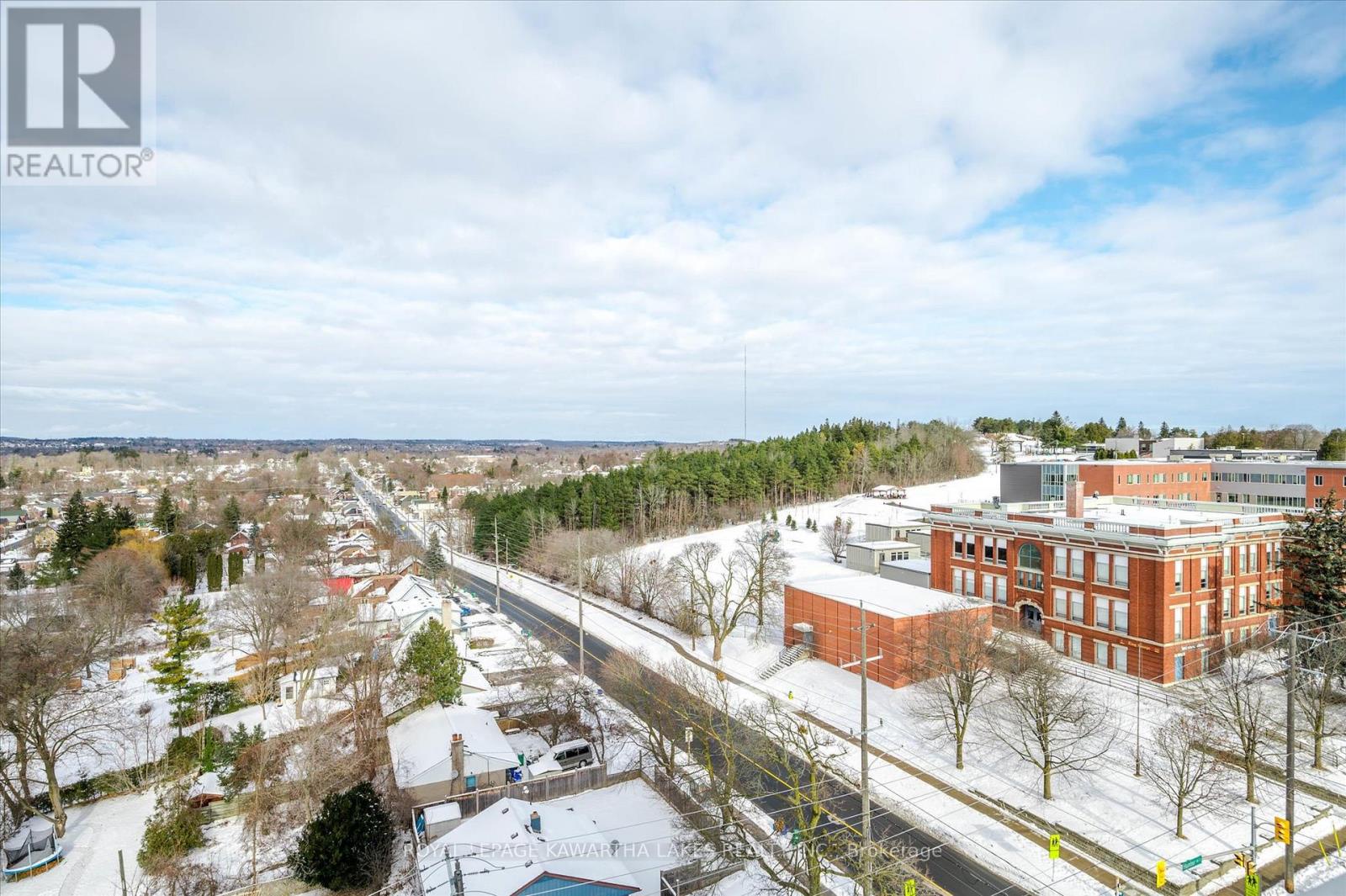 404 - 195 Hunter Street E, Peterborough (ashburnham Ward 4), Ontario