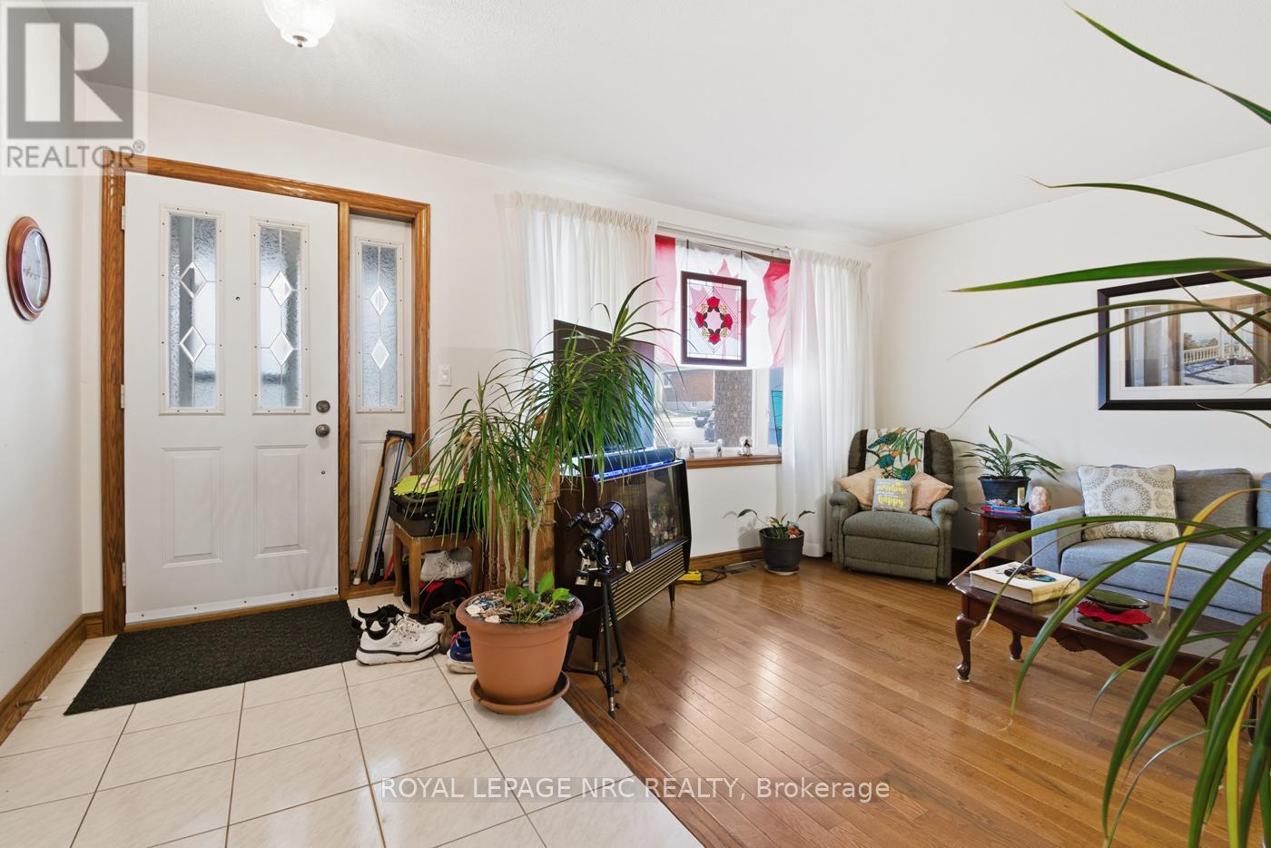 3 Borden Avenue, Port Colborne (main Street), Ontario