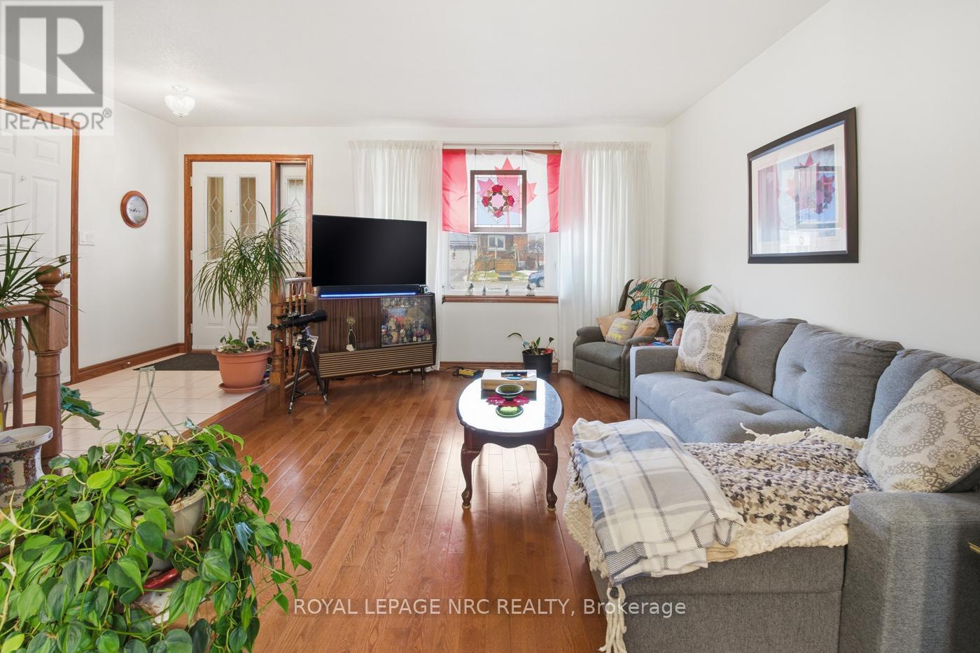 3 Borden Avenue, Port Colborne (main Street), Ontario