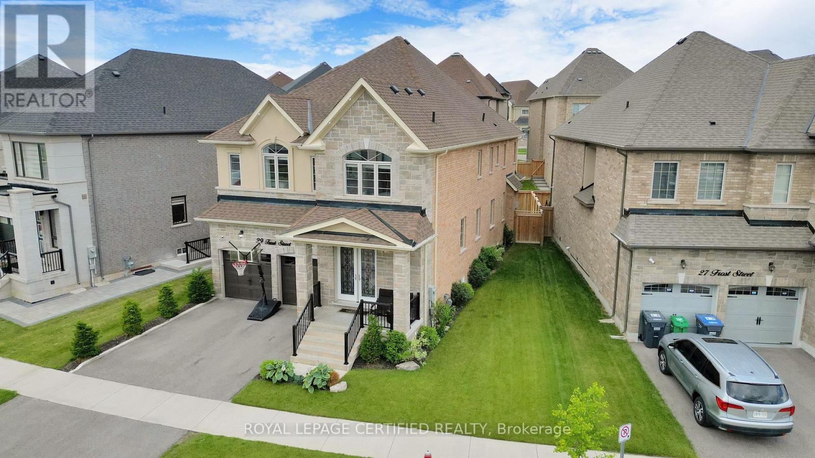 29 Frost Street, Brampton (northwest Brampton), Ontario