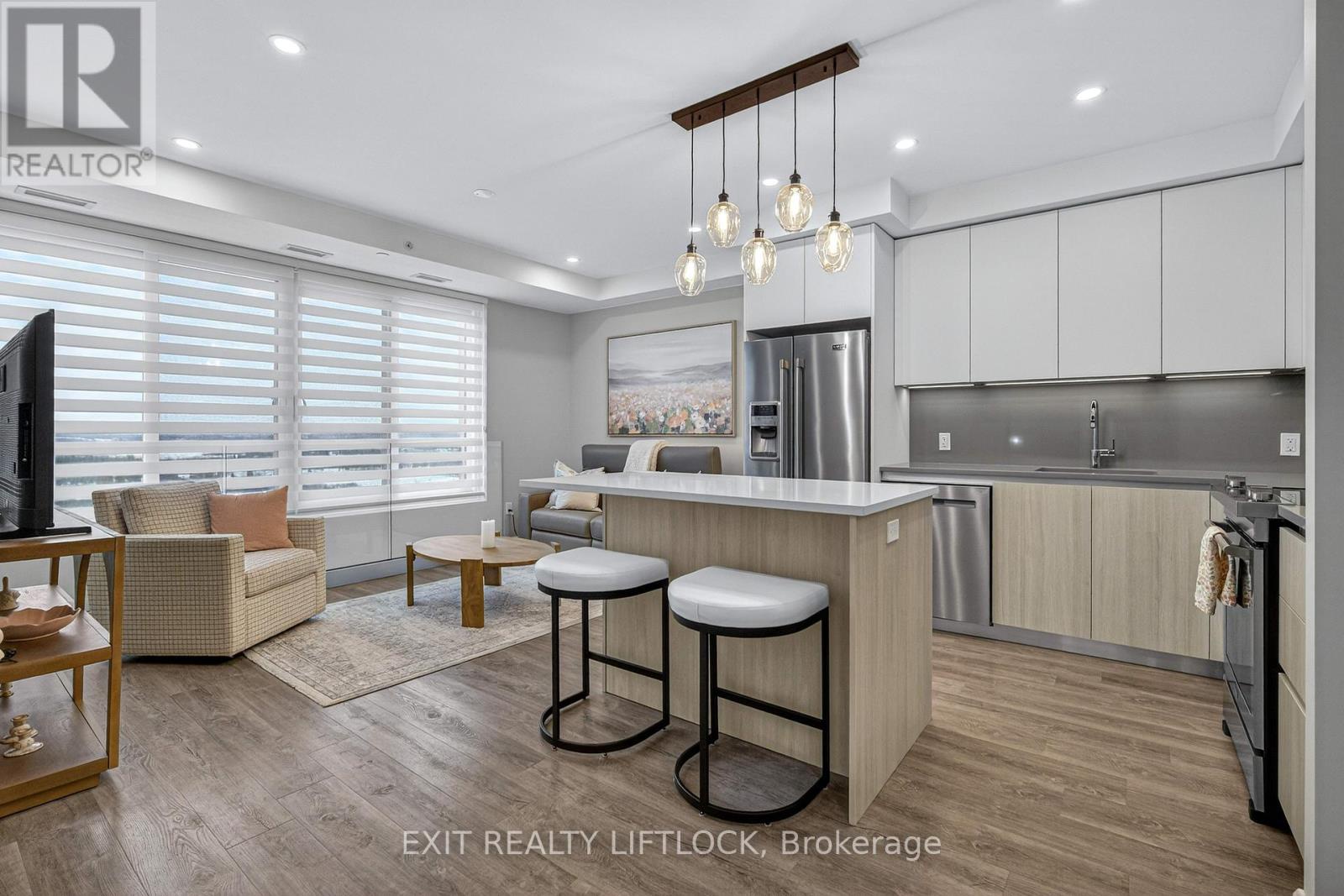 805 - 195 Hunter E, Peterborough (ashburnham Ward 4), Ontario