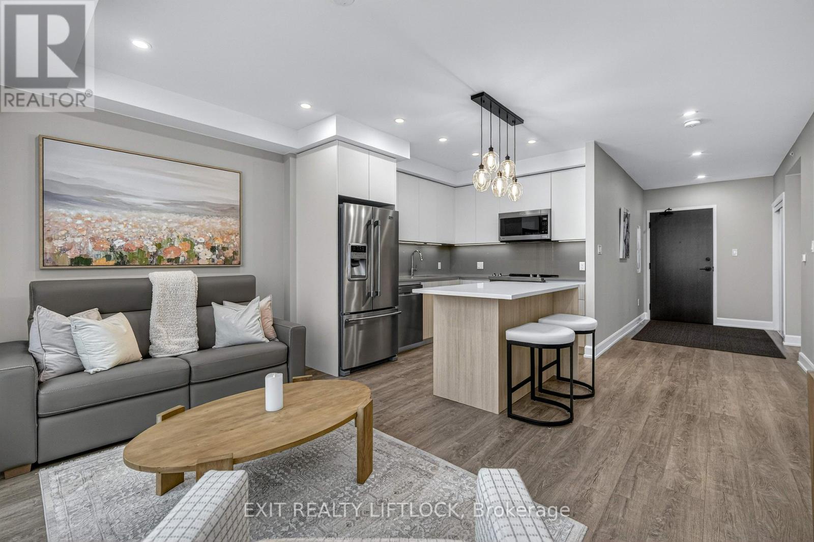 805 - 195 Hunter E, Peterborough (ashburnham Ward 4), Ontario