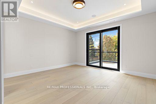 122 Ashbourne Drive, Toronto (islington-city Centre West), Ontario