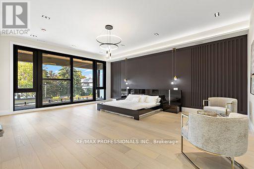 122 Ashbourne Drive, Toronto (islington-city Centre West), Ontario