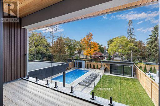 122 Ashbourne Drive, Toronto (islington-city Centre West), Ontario