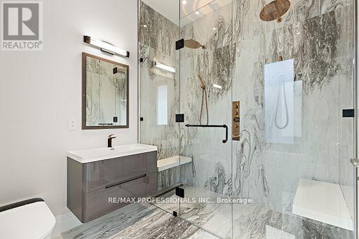 122 Ashbourne Drive, Toronto (islington-city Centre West), Ontario