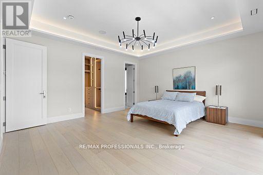 122 Ashbourne Drive, Toronto (islington-city Centre West), Ontario