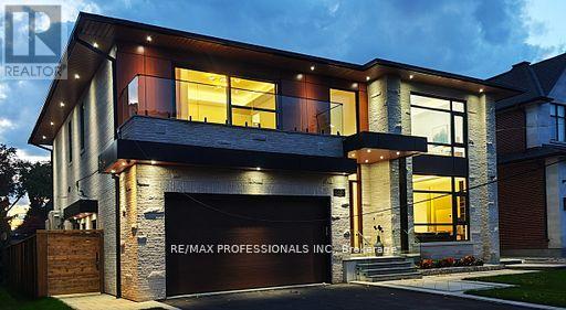 122 Ashbourne Drive, Toronto (islington-city Centre West), Ontario