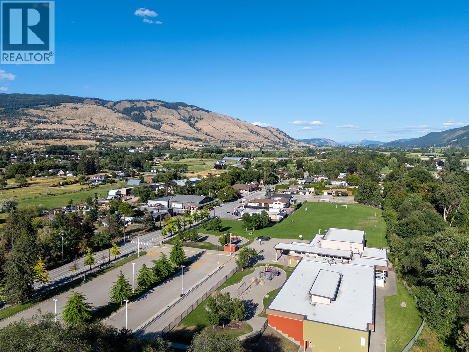 410 Arrowleaf Rise, Coldstream, British Columbia