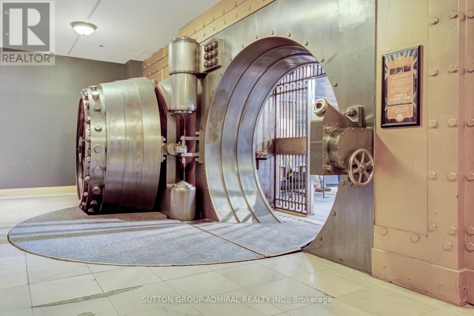 723 - 1 King Street W, Toronto (bay Street Corridor), Ontario