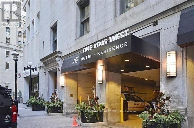 723 - 1 King Street W, Toronto (bay Street Corridor), Ontario