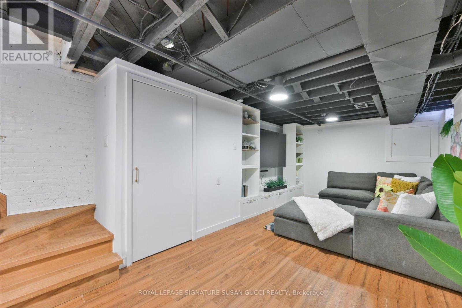 925 Greenwood Avenue, Toronto (danforth), Ontario