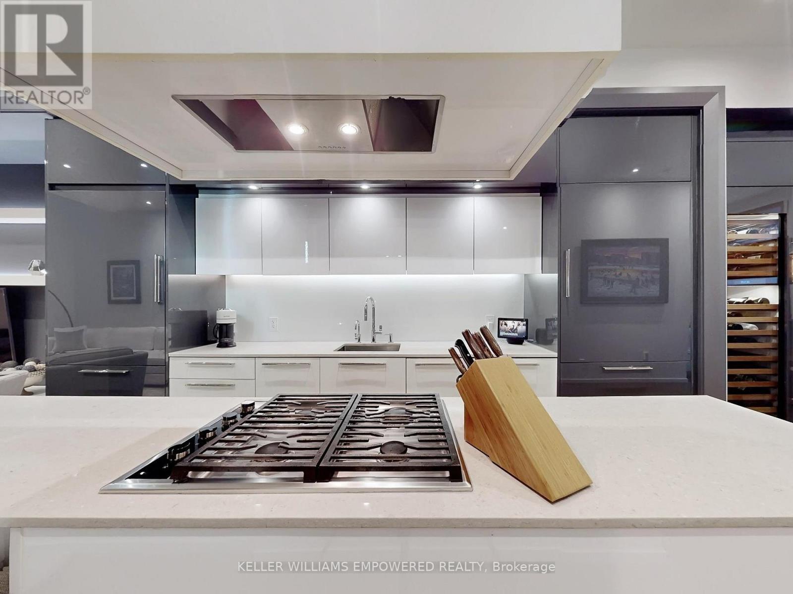 18 - 850 Richmond Street W, Toronto (niagara), Ontario