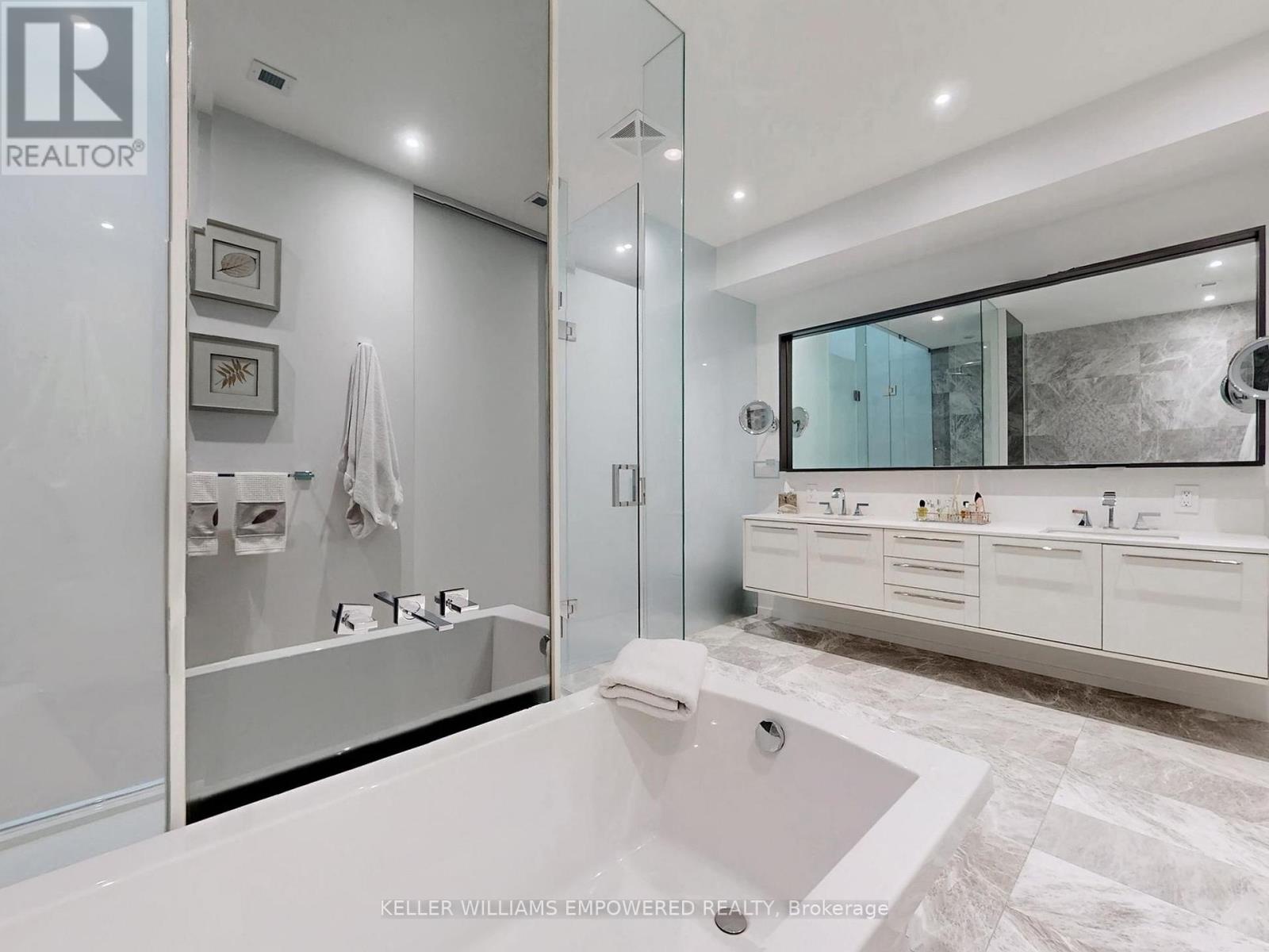 18 - 850 Richmond Street W, Toronto (niagara), Ontario