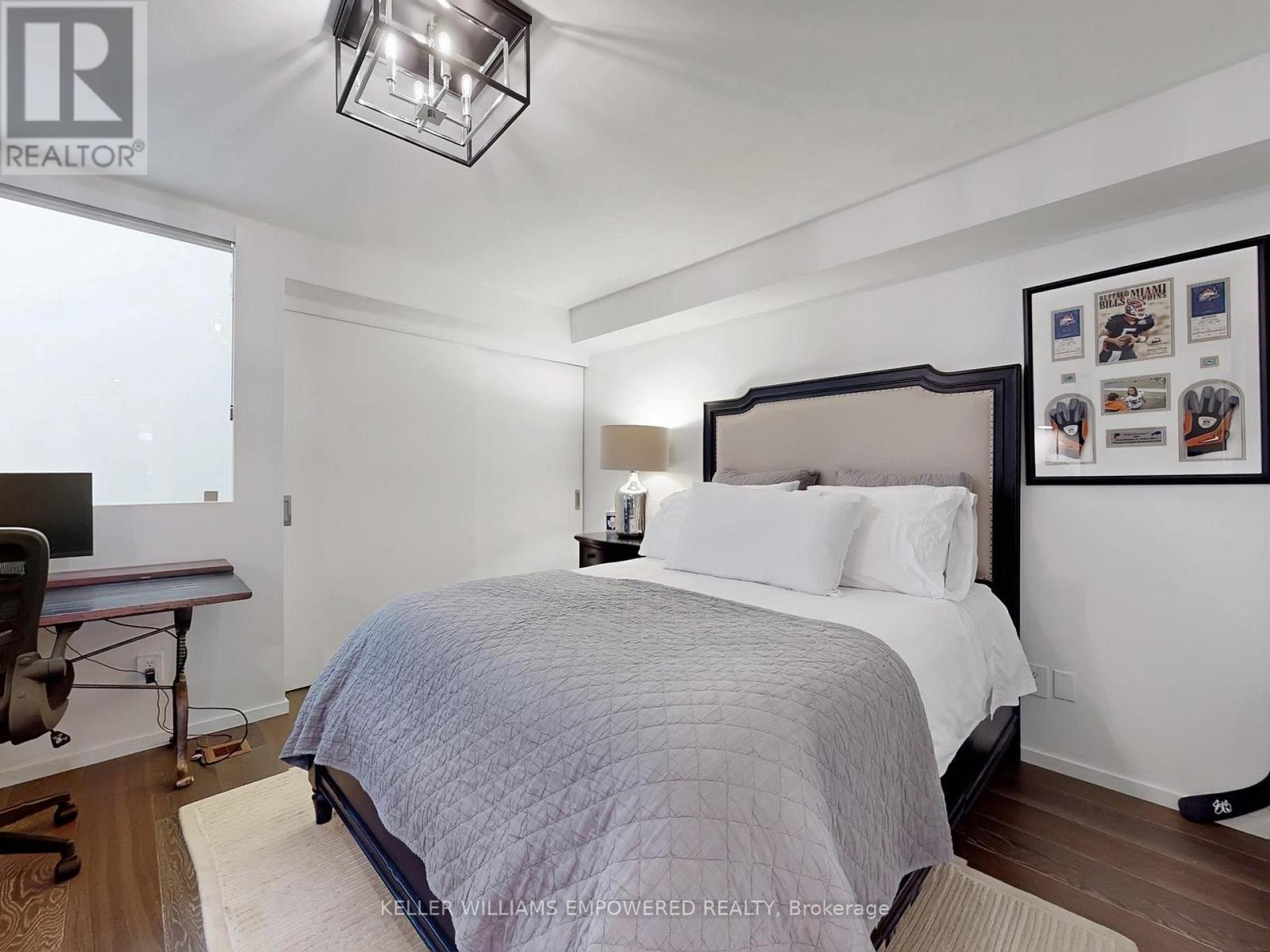 18 - 850 Richmond Street W, Toronto (niagara), Ontario