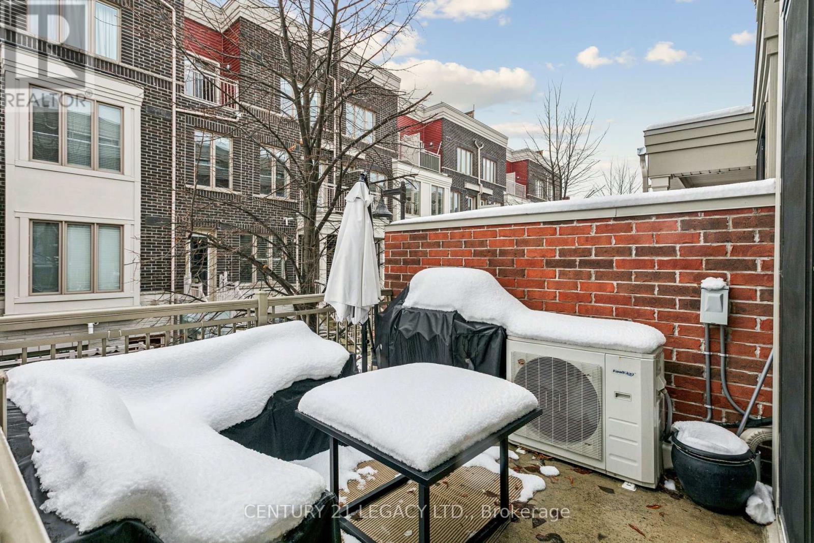 2 - 80 Eastwood Park Gardens, Toronto (long Branch), Ontario