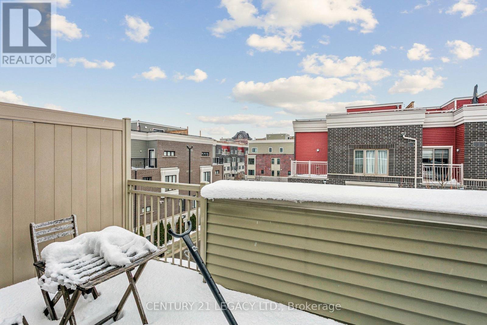 2 - 80 Eastwood Park Gardens, Toronto (long Branch), Ontario