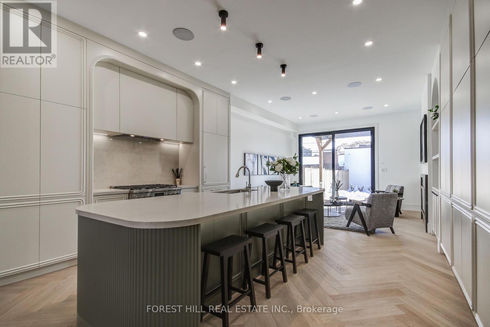 21 Foxley Street, Toronto (trinity-bellwoods), Ontario