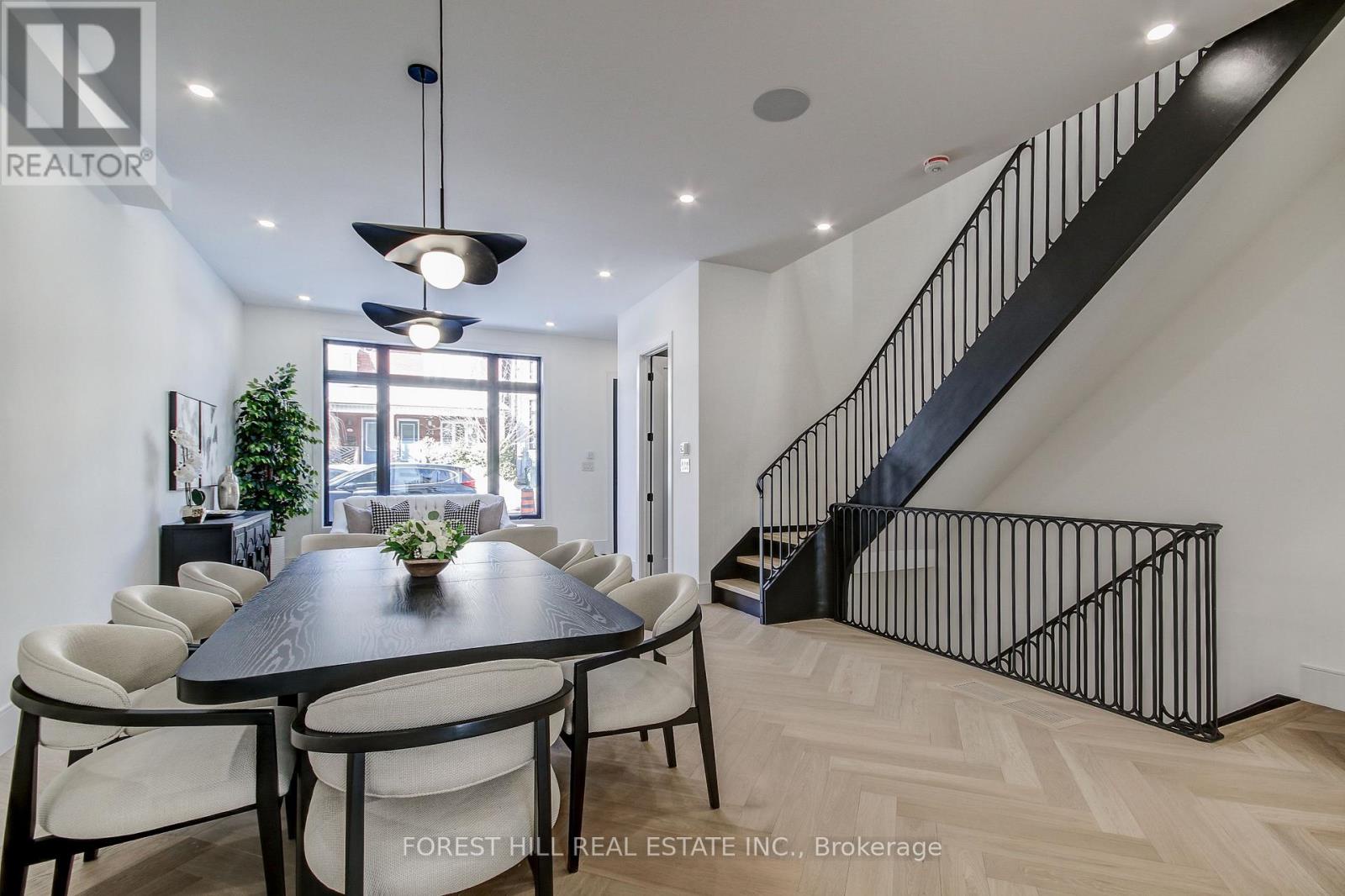 21 Foxley Street, Toronto (trinity-bellwoods), Ontario