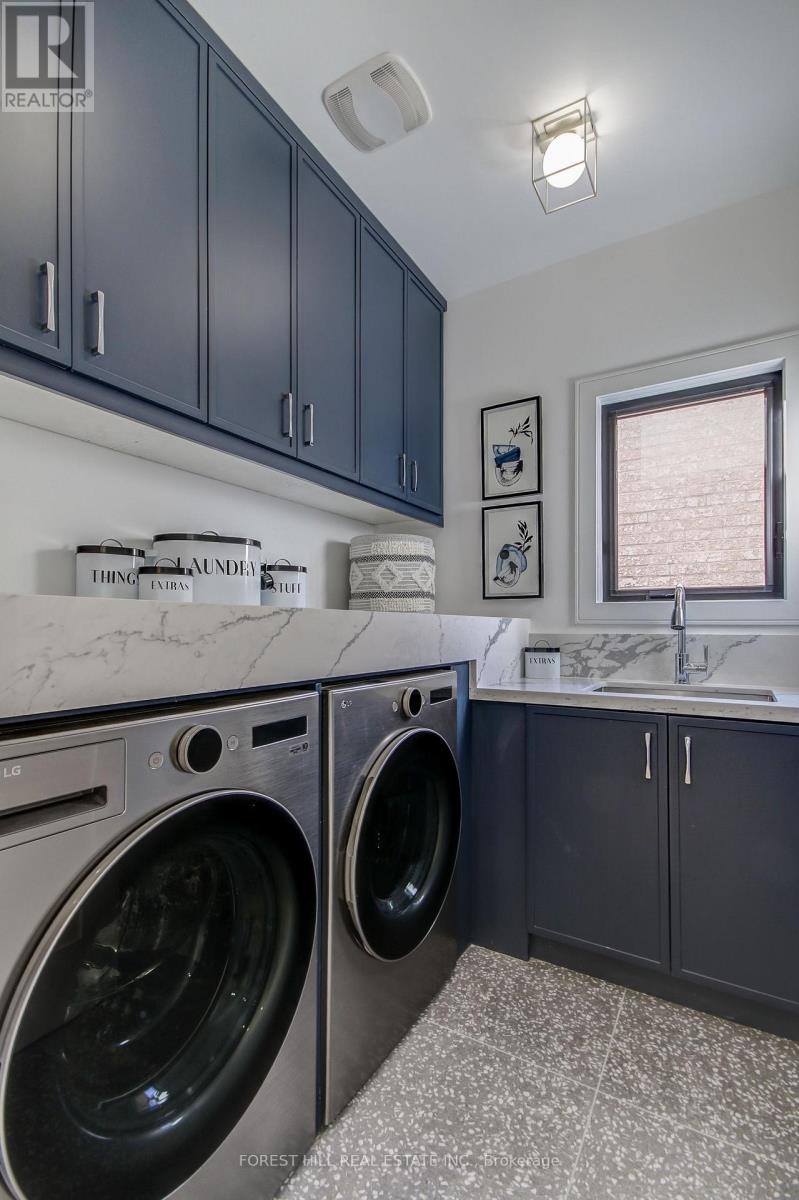 21 Foxley Street, Toronto (trinity-bellwoods), Ontario