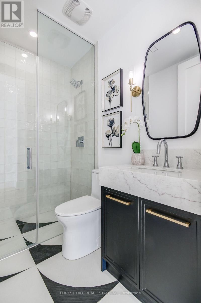 21 Foxley Street, Toronto (trinity-bellwoods), Ontario