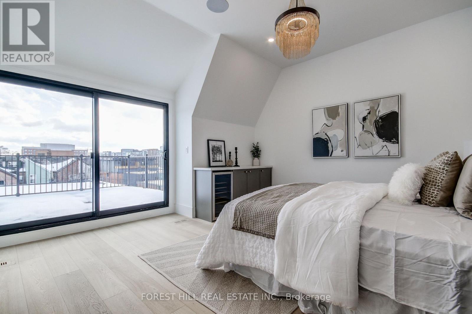 21 Foxley Street, Toronto (trinity-bellwoods), Ontario