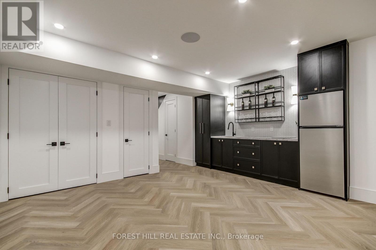 21 Foxley Street, Toronto (trinity-bellwoods), Ontario