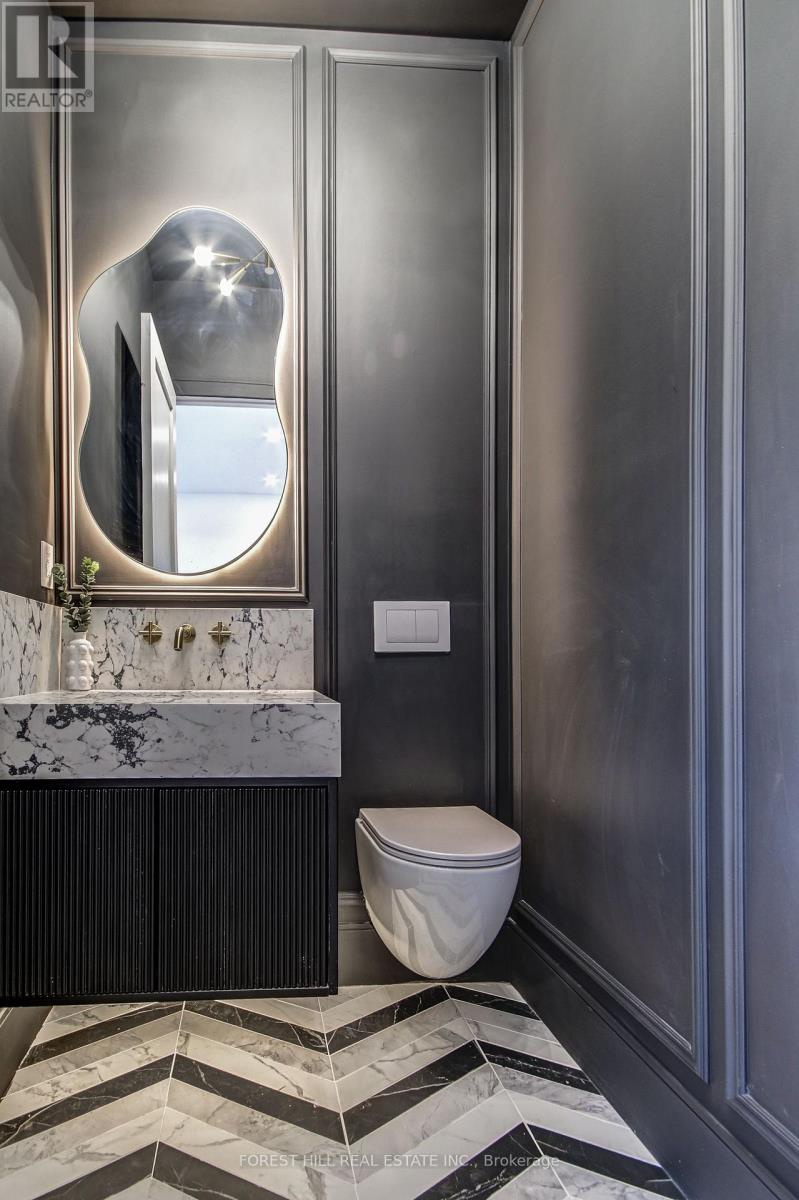 21 Foxley Street, Toronto (trinity-bellwoods), Ontario