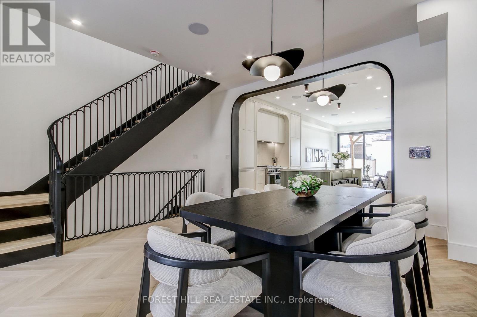 21 Foxley Street, Toronto (trinity-bellwoods), Ontario