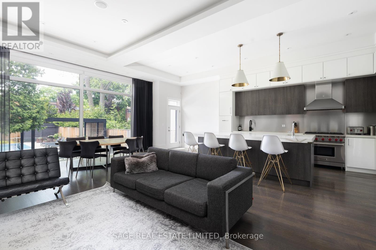 40 Hoyle Avenue, Toronto (mount Pleasant East), Ontario