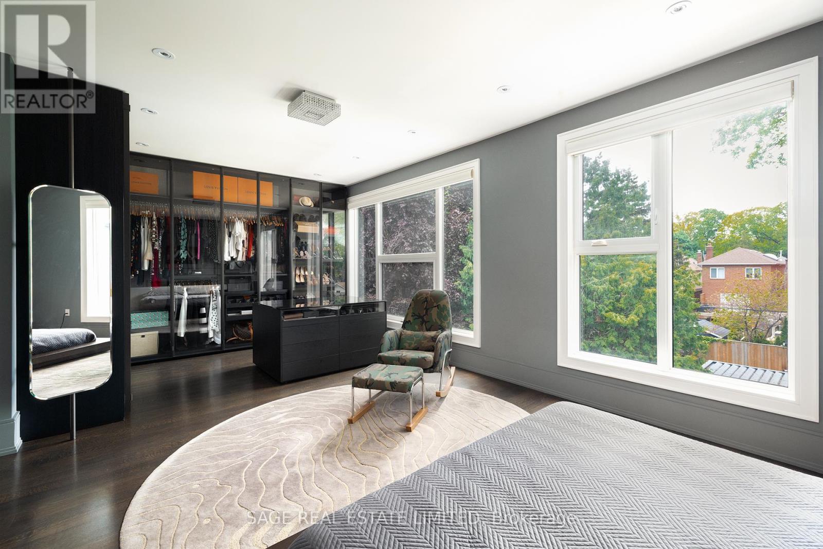 40 Hoyle Avenue, Toronto (mount Pleasant East), Ontario