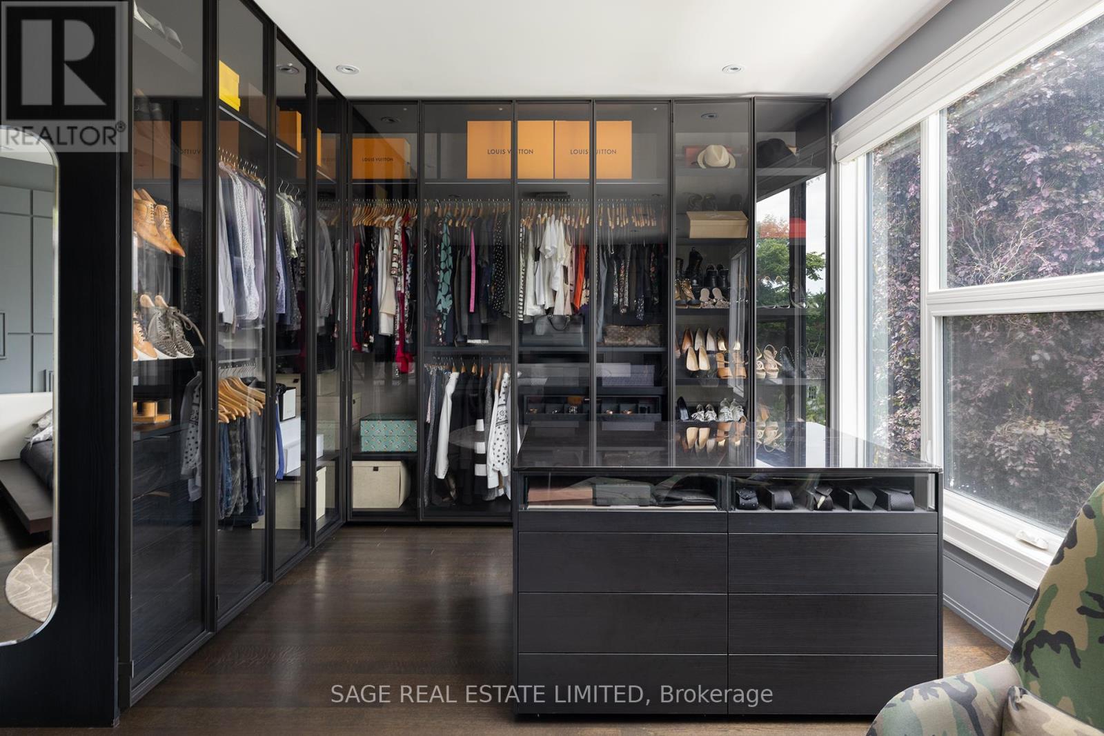 40 Hoyle Avenue, Toronto (mount Pleasant East), Ontario