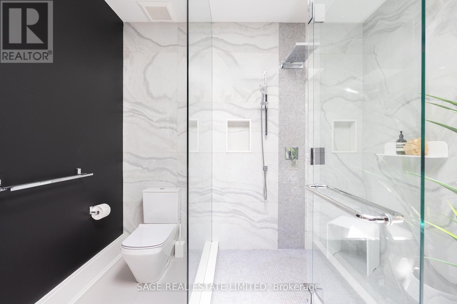 40 Hoyle Avenue, Toronto (mount Pleasant East), Ontario