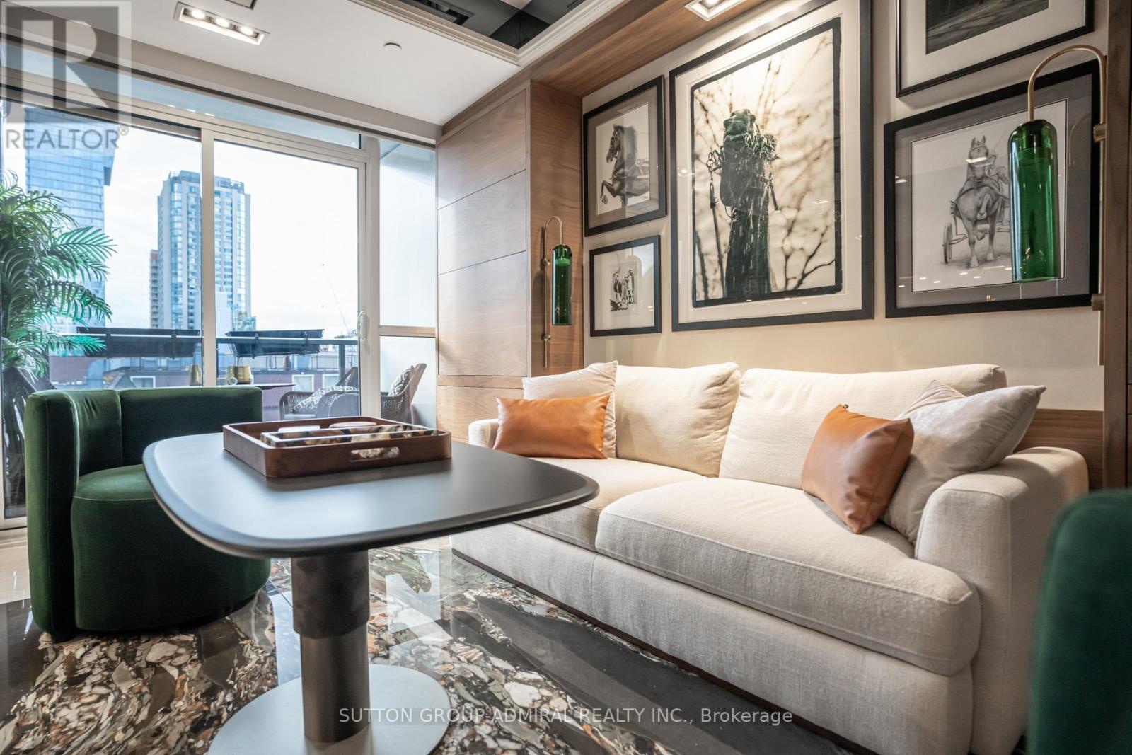 505 - 88 Cumberland Street, Toronto (annex), Ontario