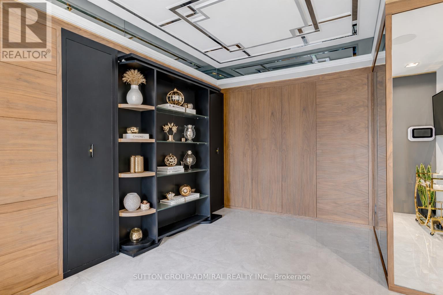 505 - 88 Cumberland Street, Toronto (annex), Ontario